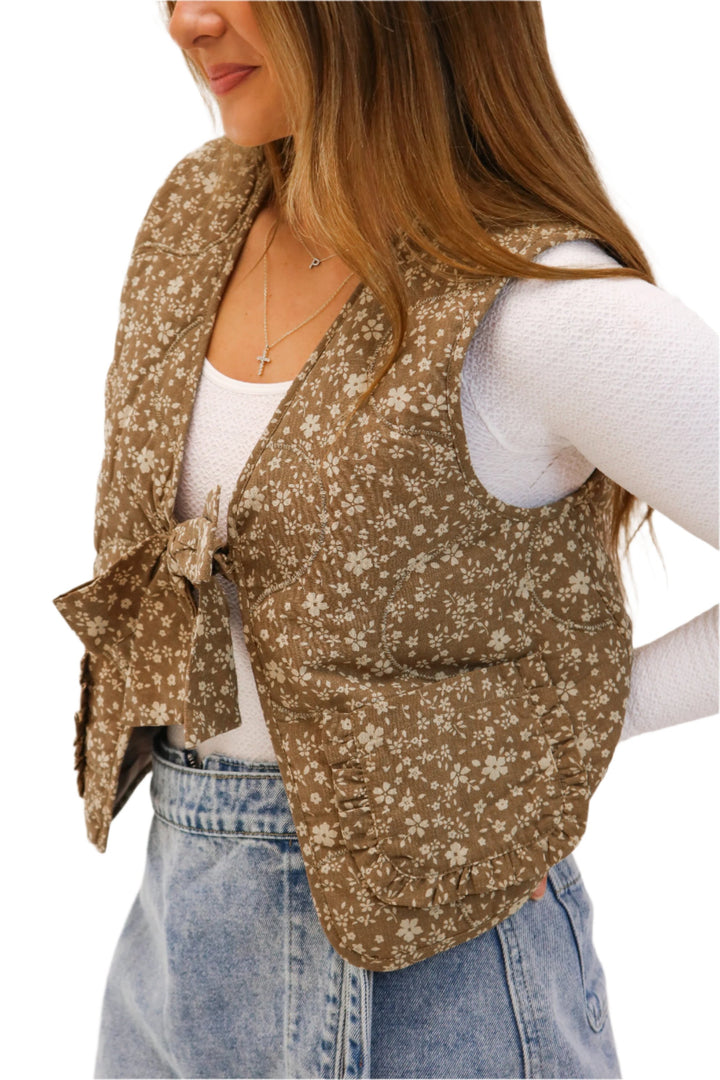 Cutsey Quilted Vest, Beige Combo