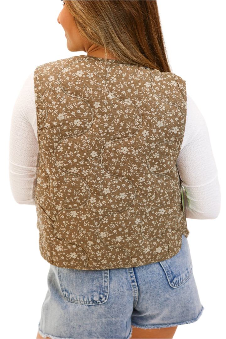 Cutsey Quilted Vest, Beige Combo