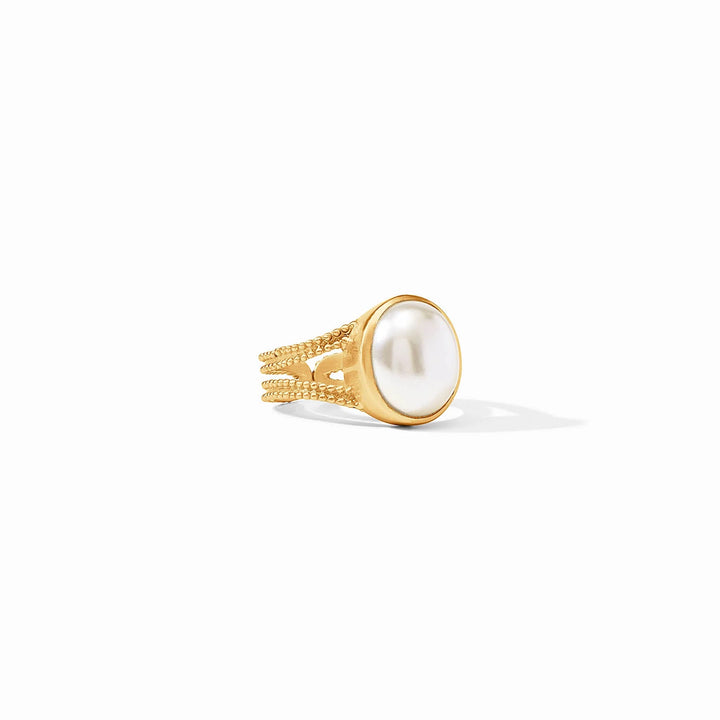 Cabochon Ring, Pearl