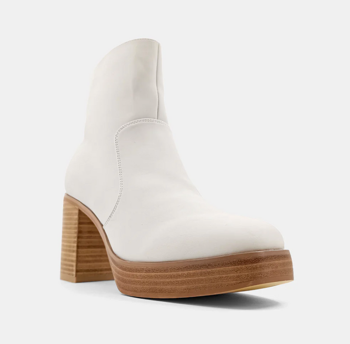 Vernita Boot, Bone