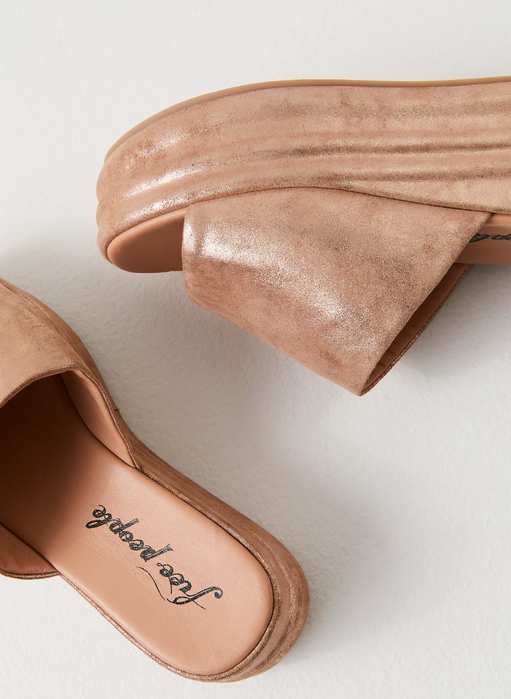 Harbor Flatform Sandals, Rose Gold