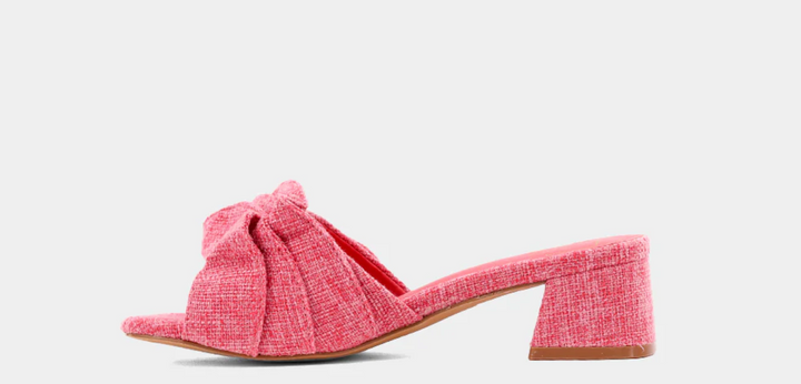 Frances Heel, Hot Pink