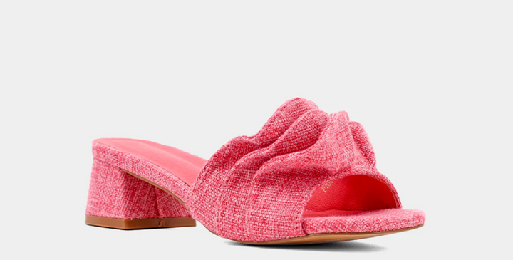 Frances Heel, Hot Pink