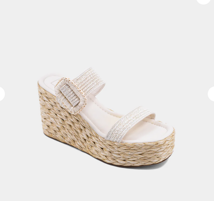 Leena Wedge, Bone