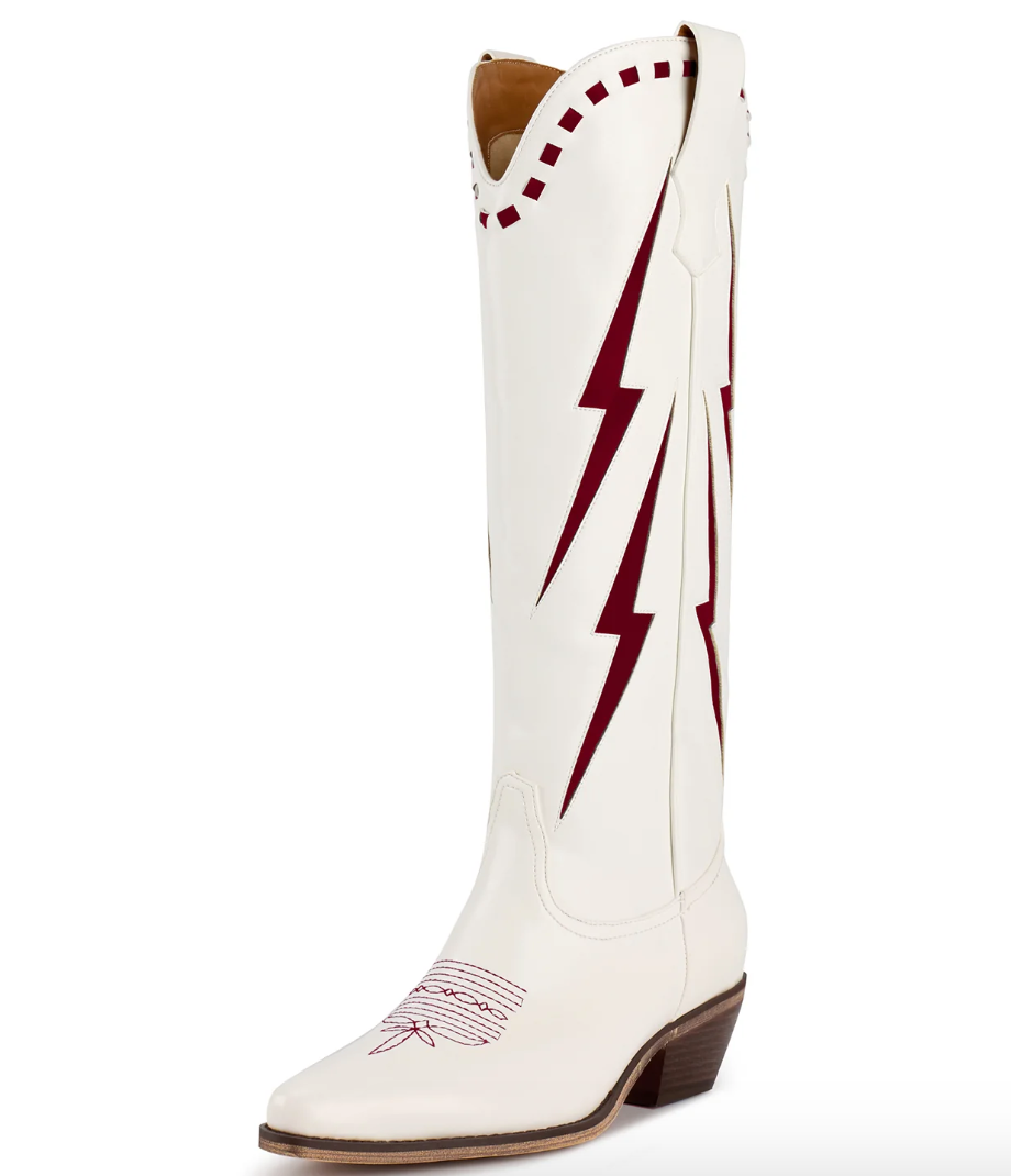 The Reveille Boot, Maroon