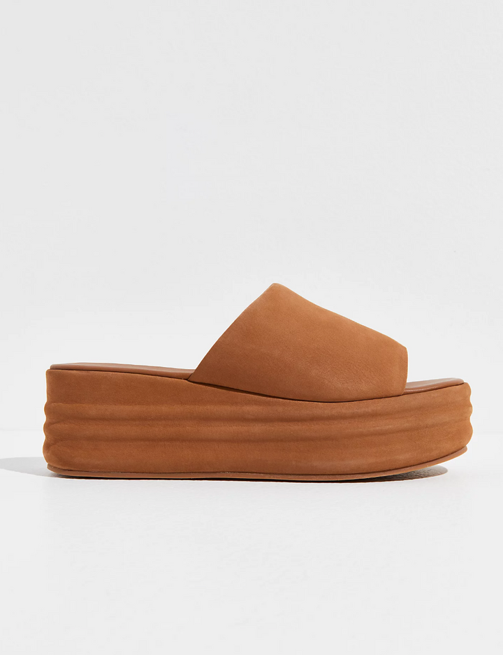 Harbor Flatform Sandals, Tan