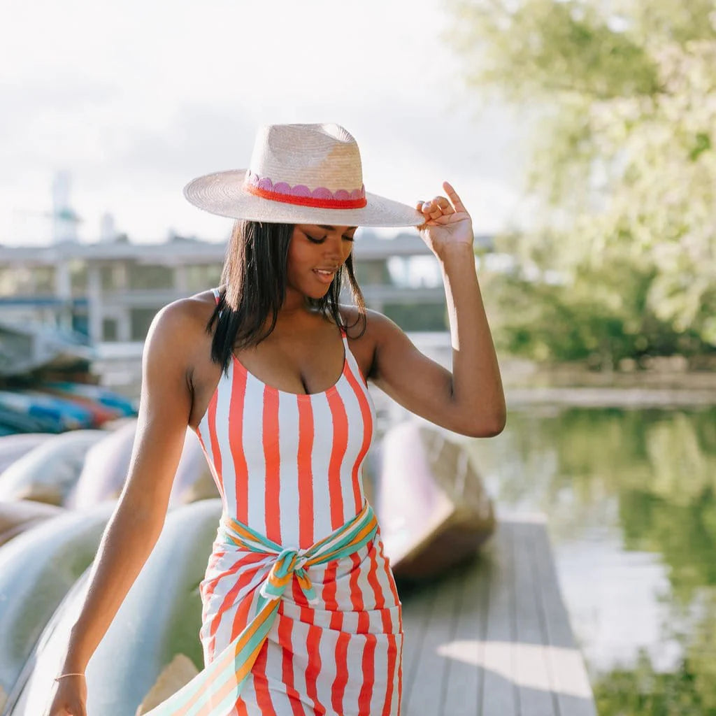 The Scalloped Palm Hat