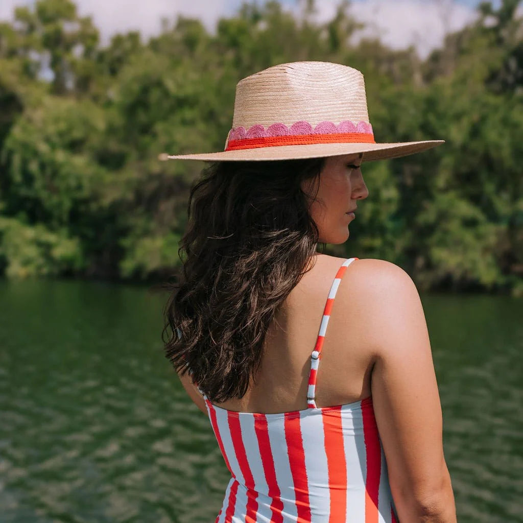 The Scalloped Palm Hat